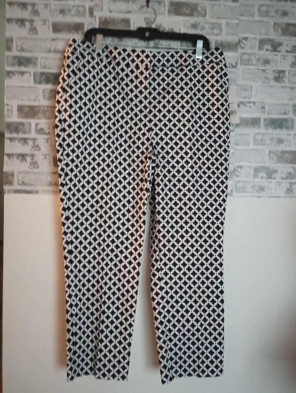 Dana Buchanan Black and White Geometric Print Pants NWT